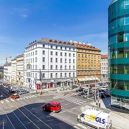 Top Wenceslas Square 3*
