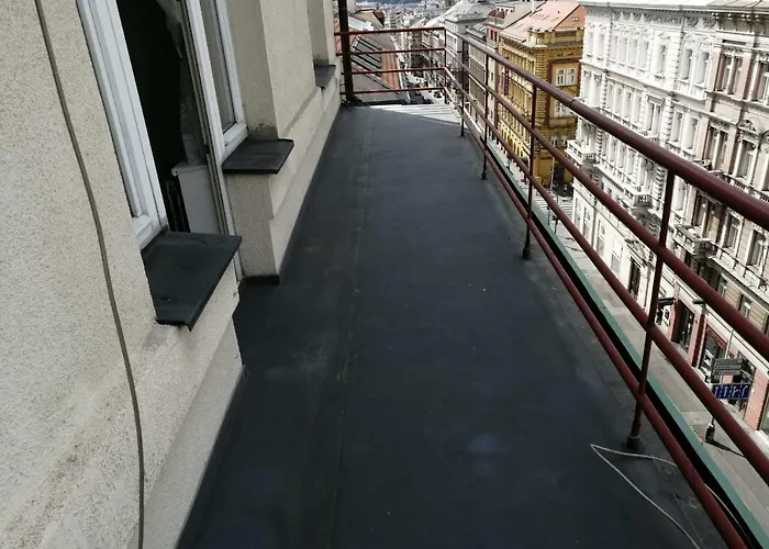 Wenceslas Square Aparthotel