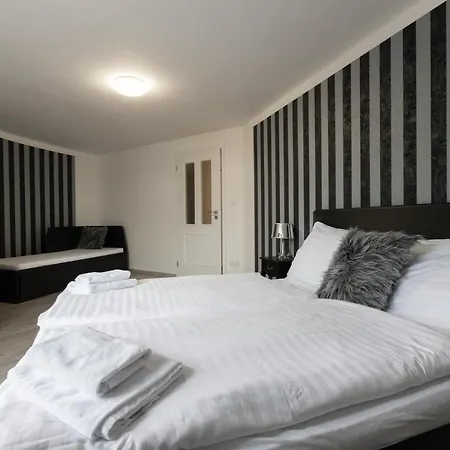 Wenceslas Square Appart hôtel 3*